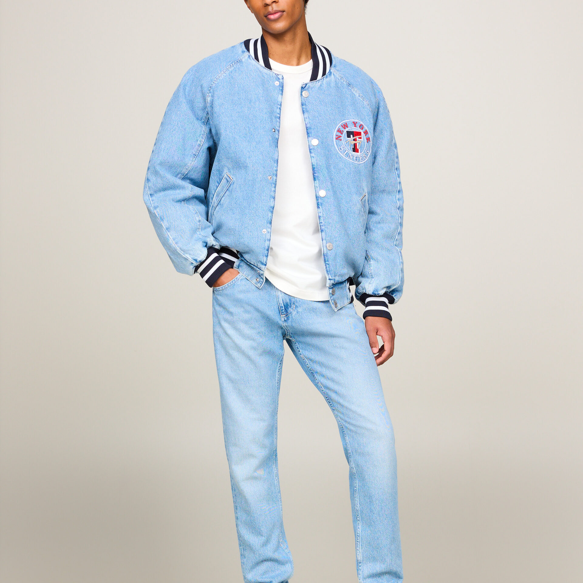 tommy jeans varsity explorer letterman dzinsine bomber striuke