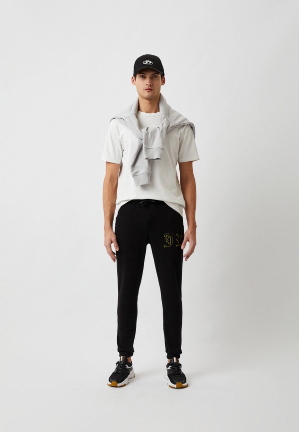 richmond sport sportines kelnes