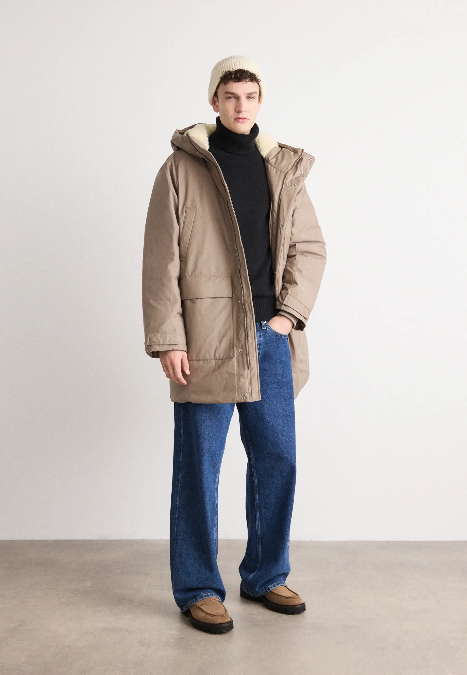 Calvin Klein šilta striukė calvin klein puffer striukė (kopija)