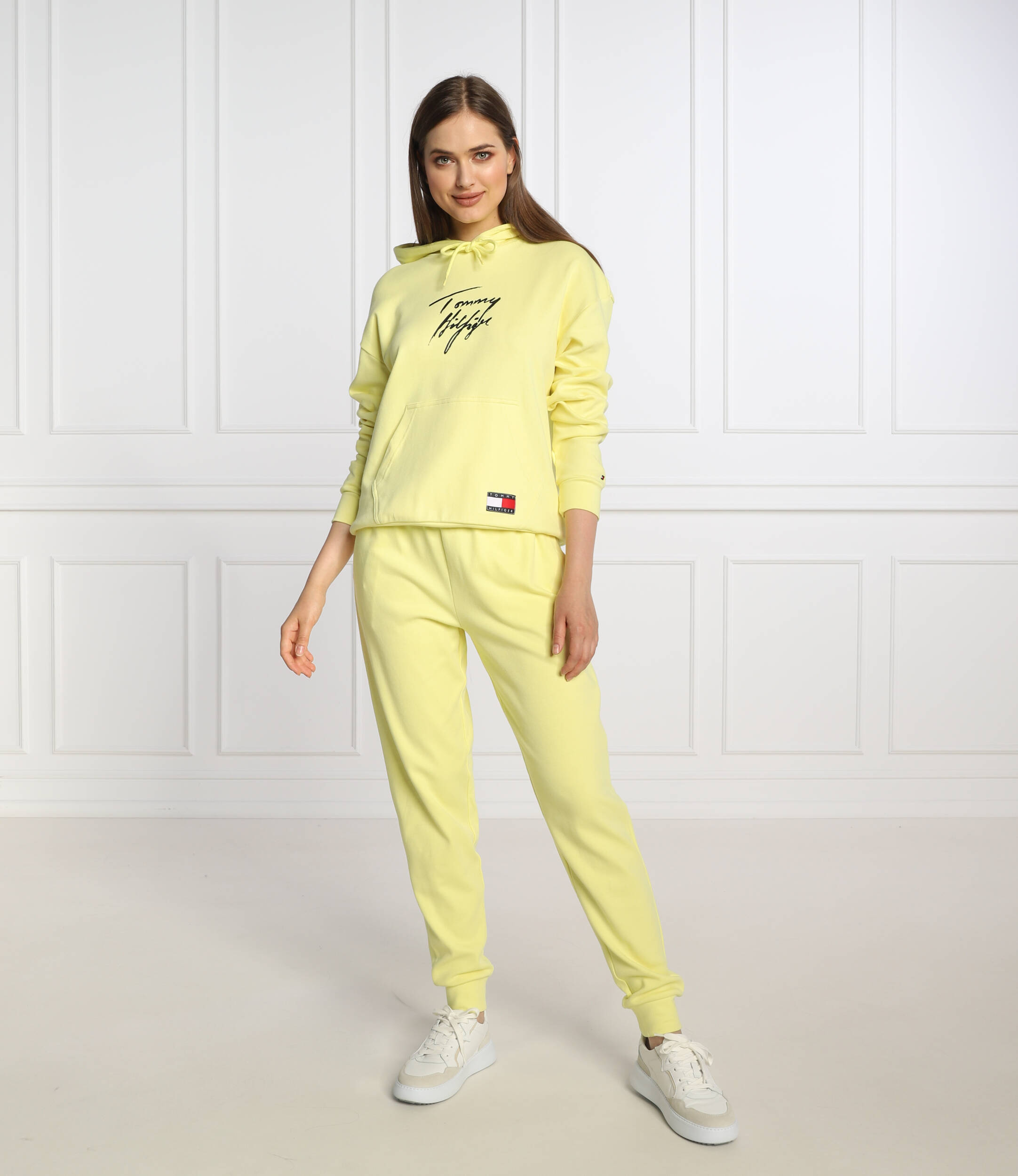 Tommy Hilfiger sportinis džemperis su gobtuvu tommy hilfiger sportinis dzemperis su gobtuvu geltonas