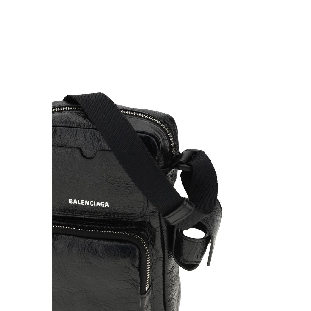 Balenciaga juoda avikailio rankinė per petį Balenciaga juoda avikailio rankinė per petį - Image 4