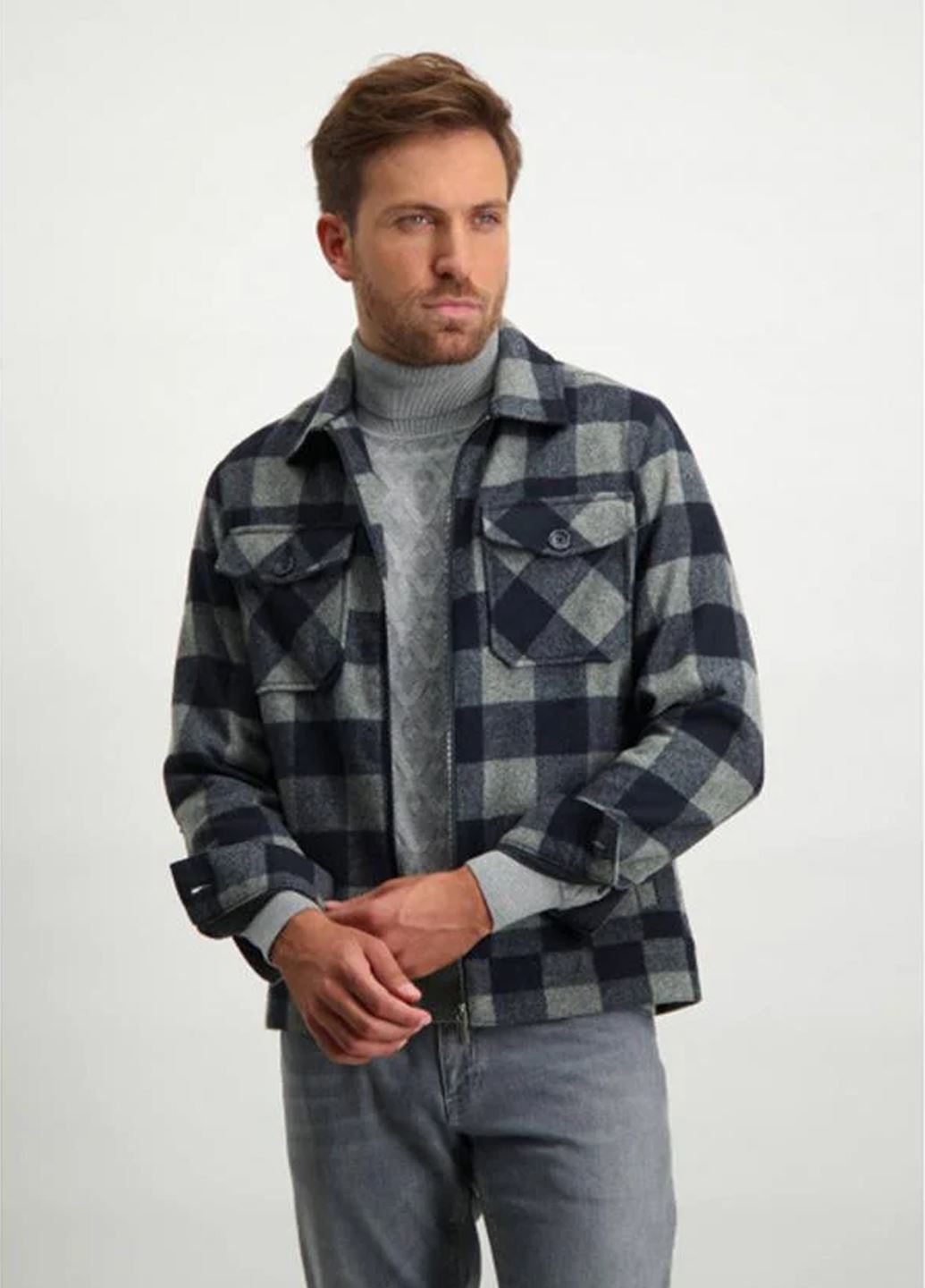 Vyriški languoti marškiniai-švarkas „State of Art“